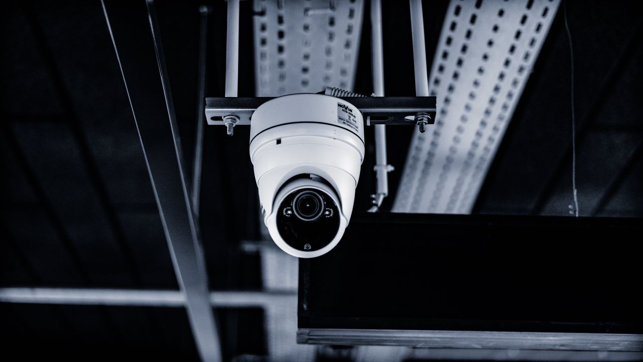 Jak skutecznie wykorzystać kamerę wifi w pracy detektywa?