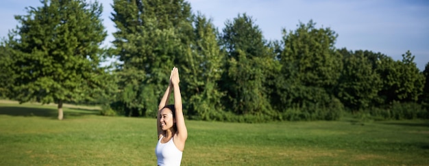 Zielona przestrzeń a nasze zdrowie: jak kontakt z naturą wpływa na samopoczucie?