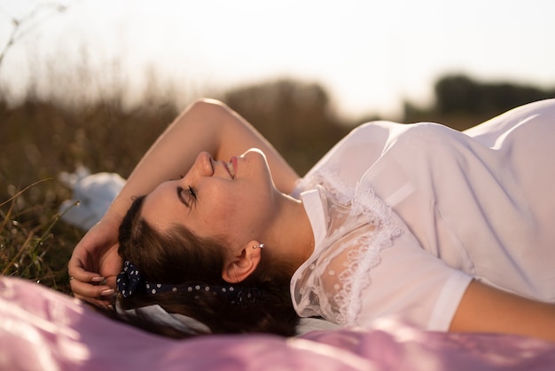 Jak mindfulness może wpłynąć na jakość snu?